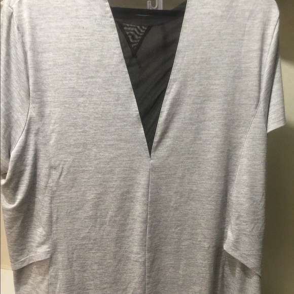 danskin now grey shirts with mesh detailing - Picture 4 of 10